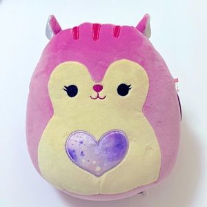 NWT Squishmallows 8” Valentines Allina Squirrel with Heart.